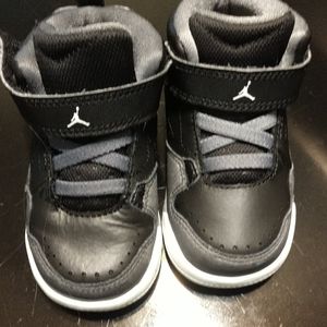 Nike Flight (Jordans) 5c